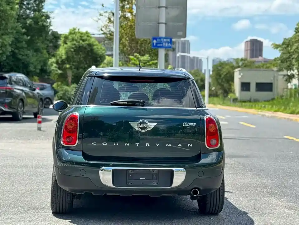 MINI COUNTRYMAN