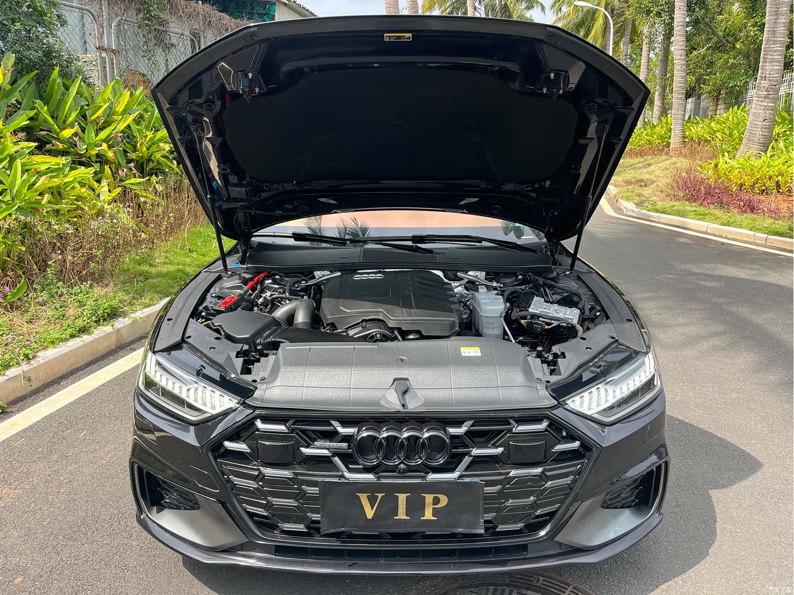 Audi A7L, 2024 19