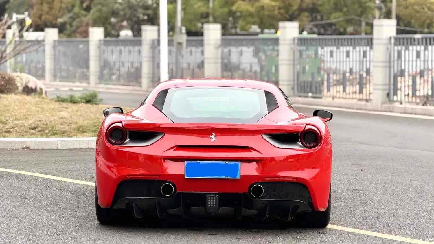 Ferrari 488, 2016 все фото