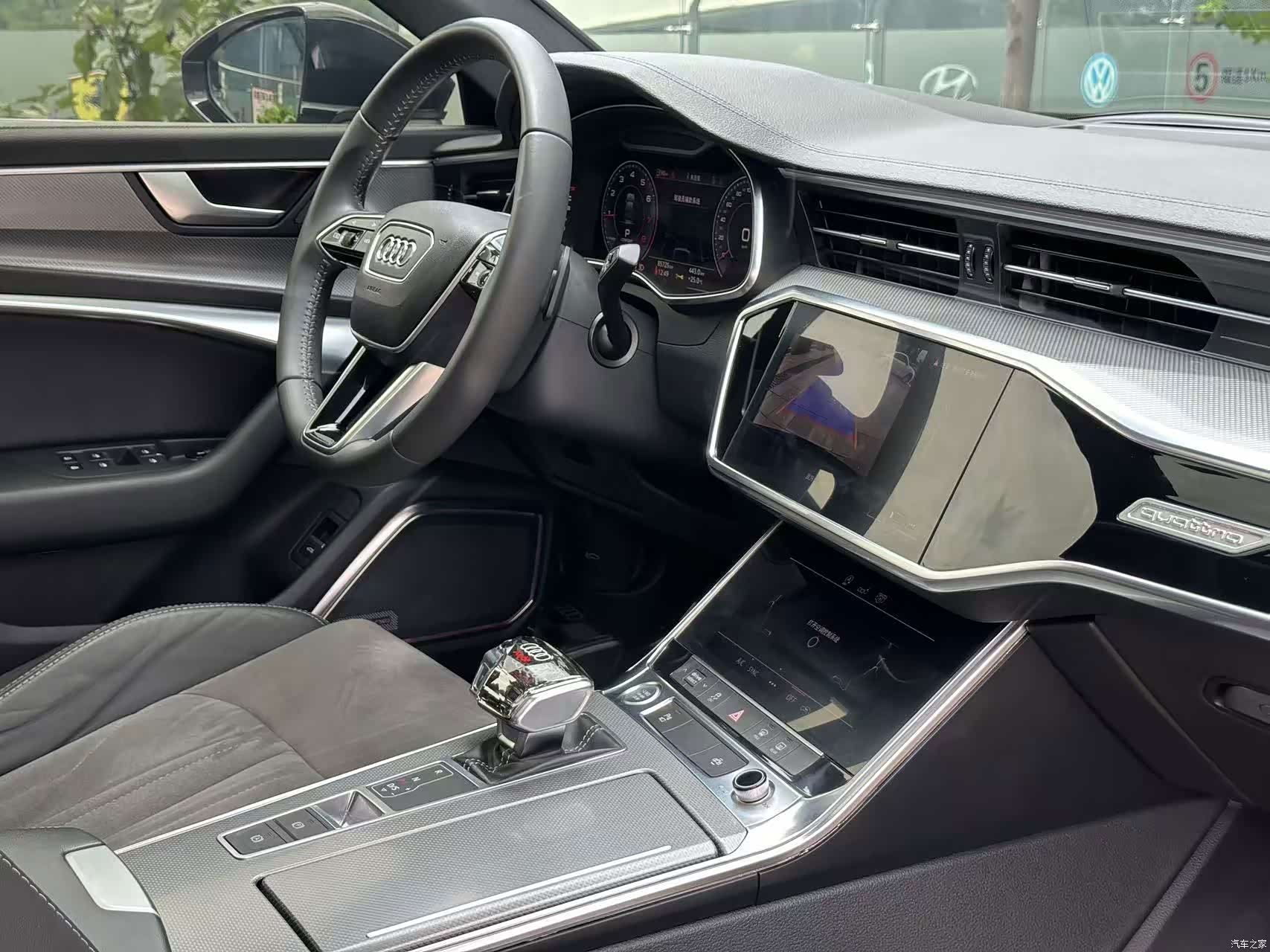 Audi A6L, 2020 12