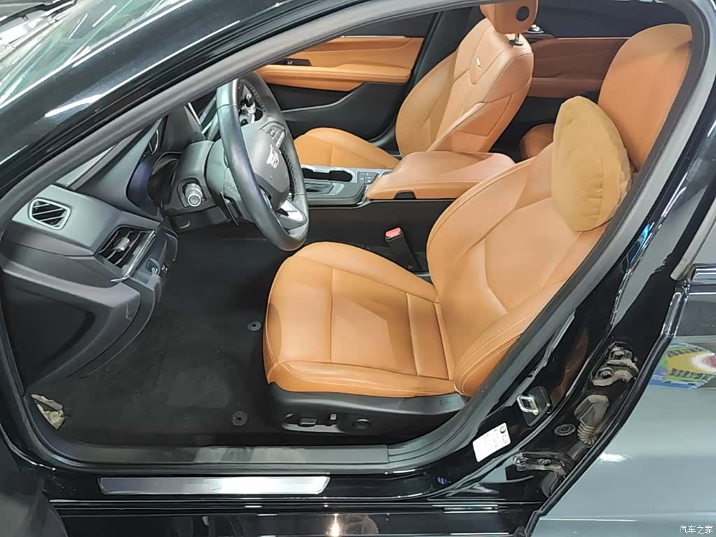 Cadillac CT4, 2022 15