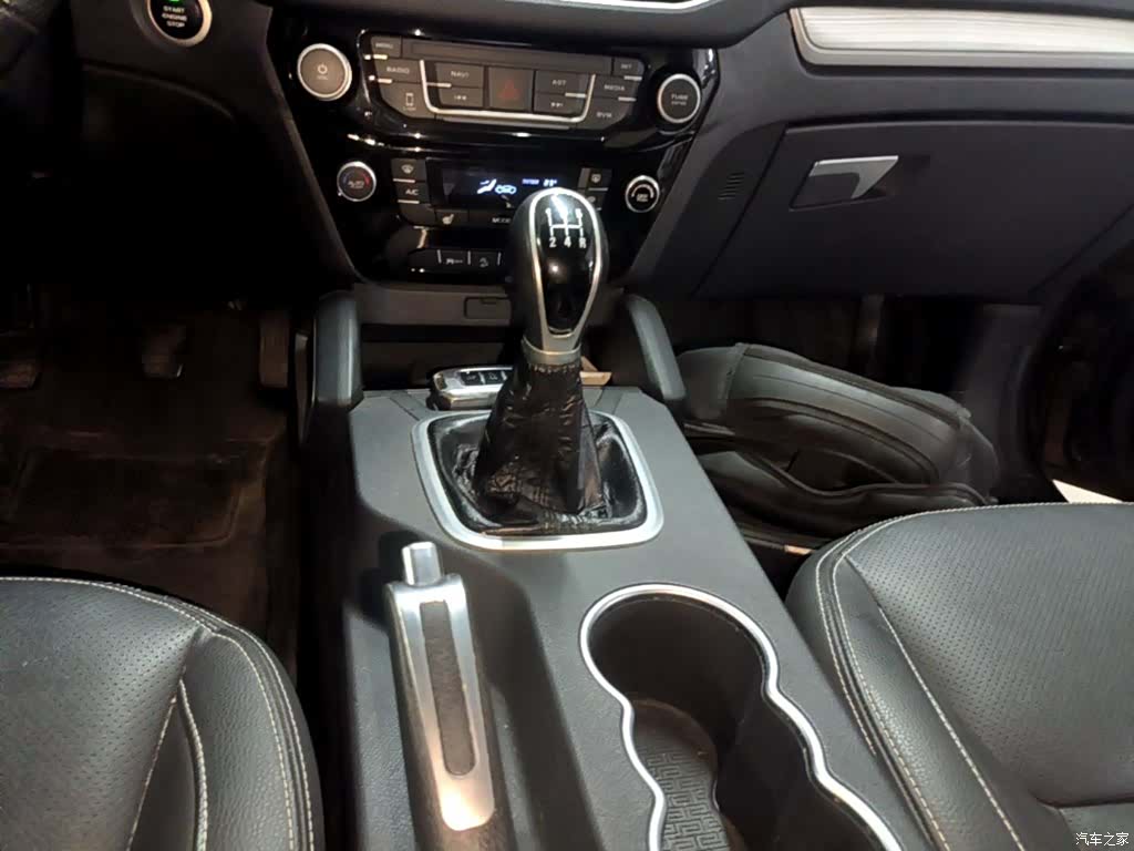 Geely X6, 2018 14