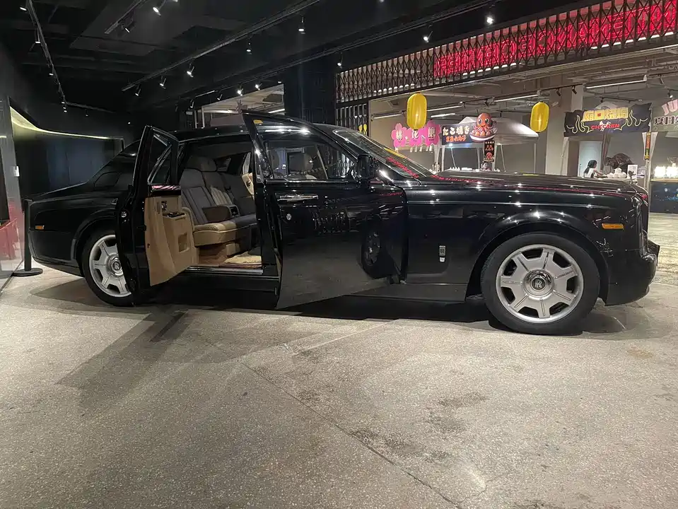 Rolls-Royce Phantom