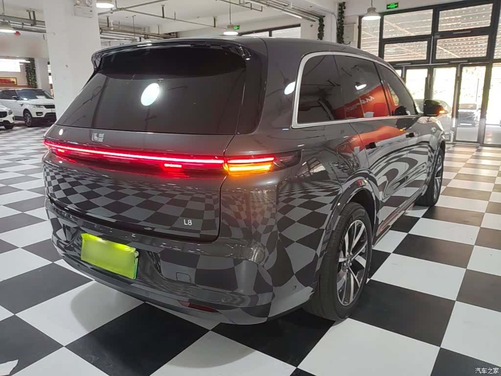 Li Auto L8, 2023 7