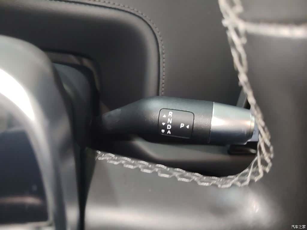 Li Auto L8, 2023 14
