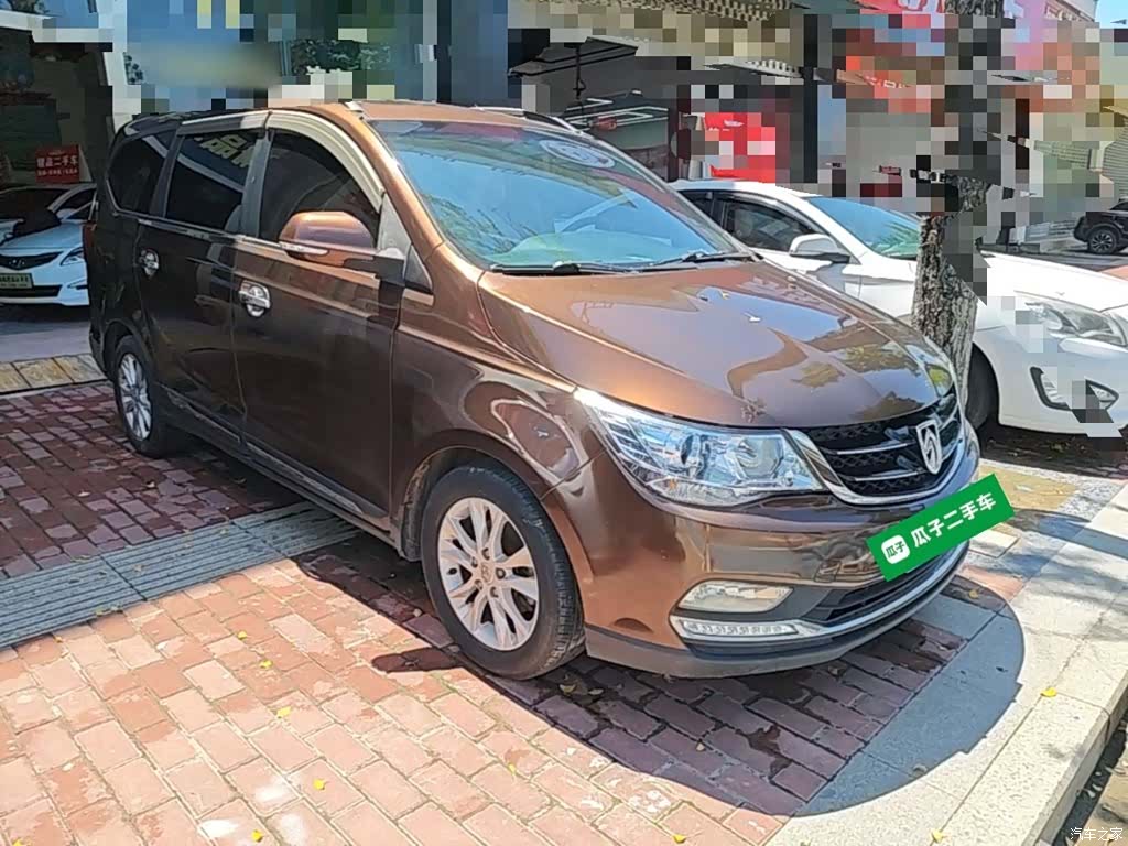 Wuling 730, 2017 4