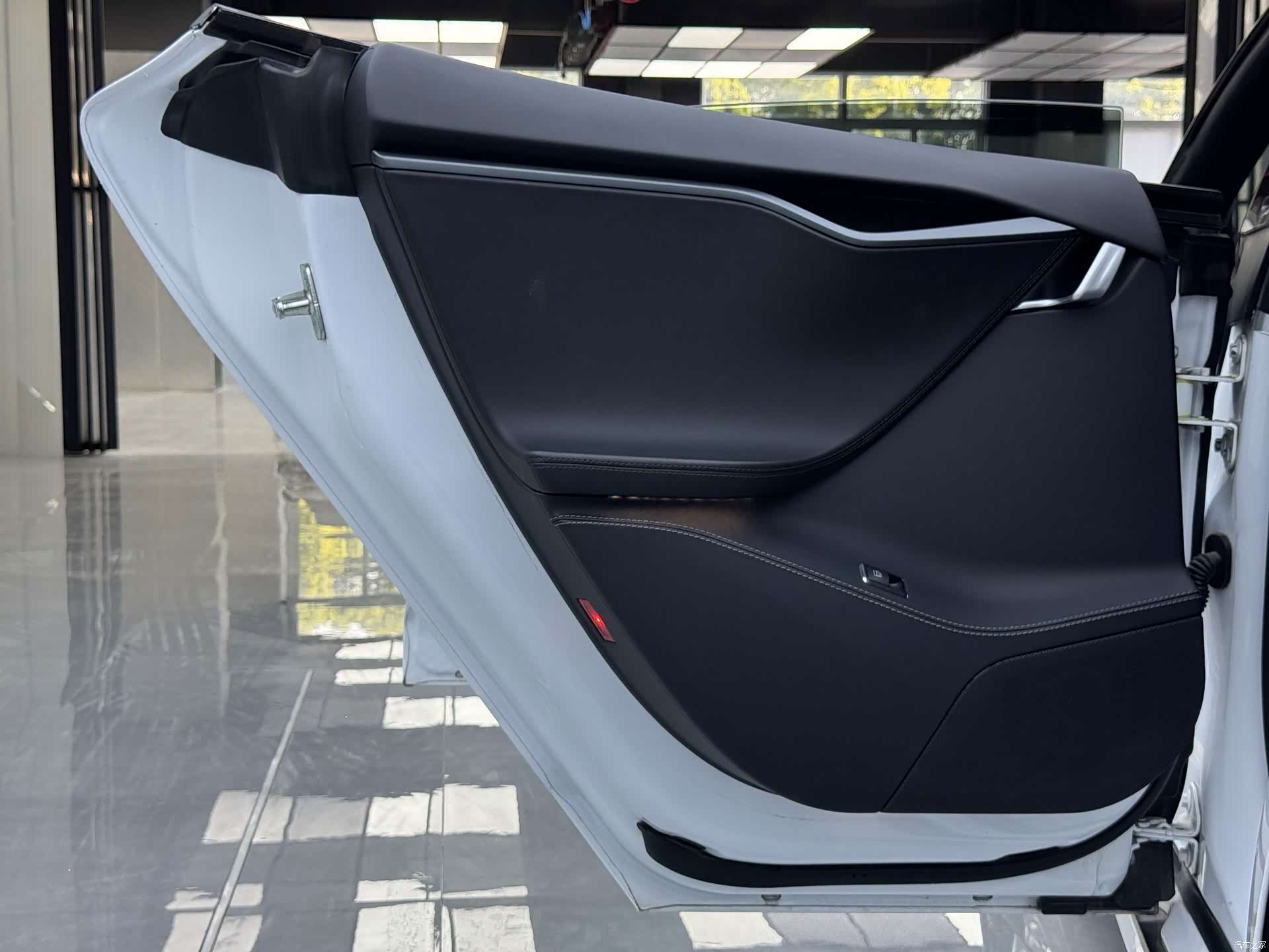 Tesla Model S, 2021 19