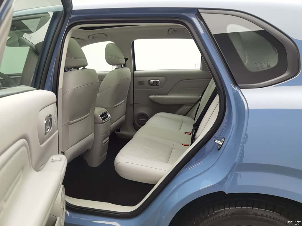 Leapmotor B10, 2025 15