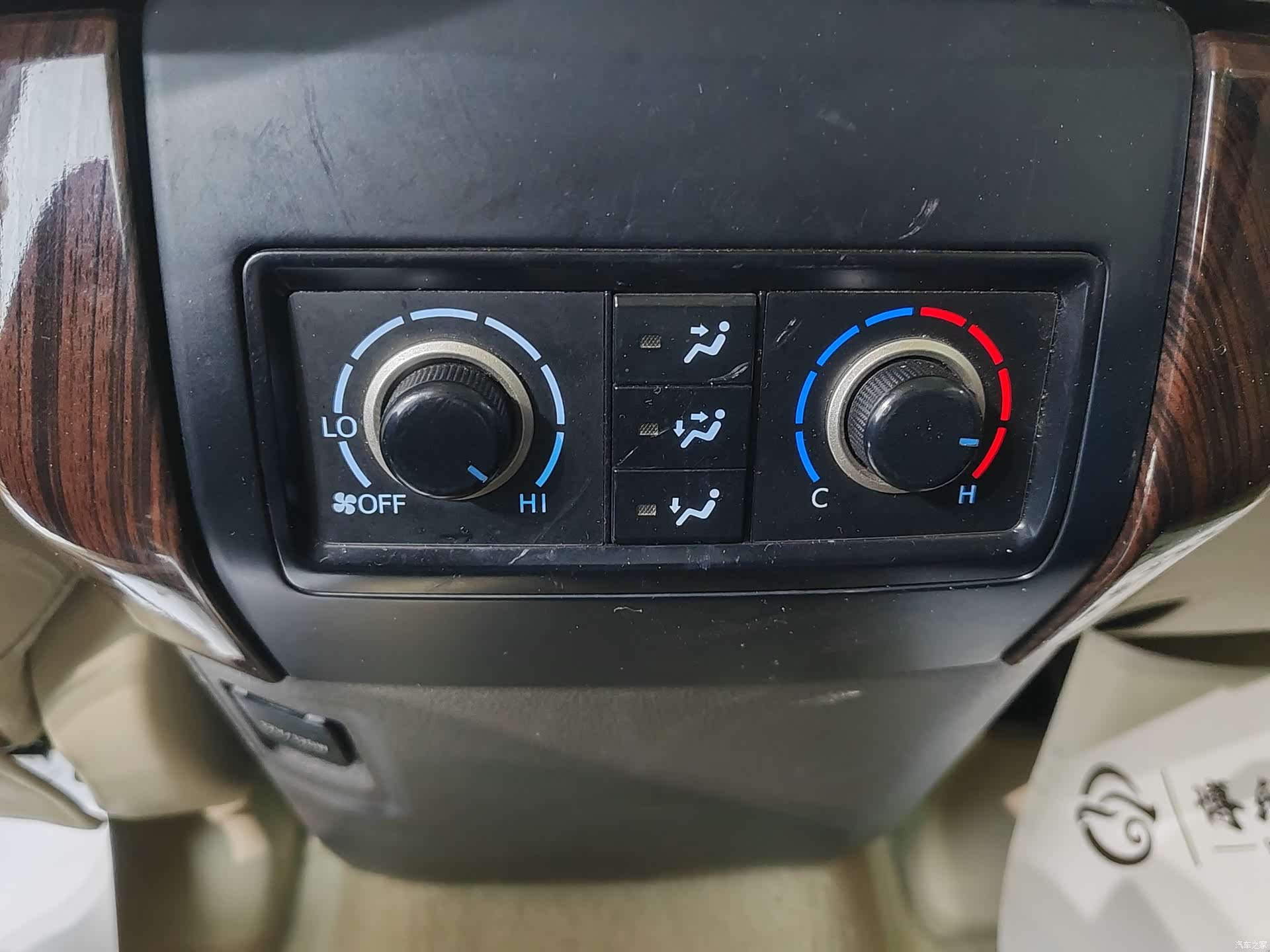 Toyota Prado, 2020 16