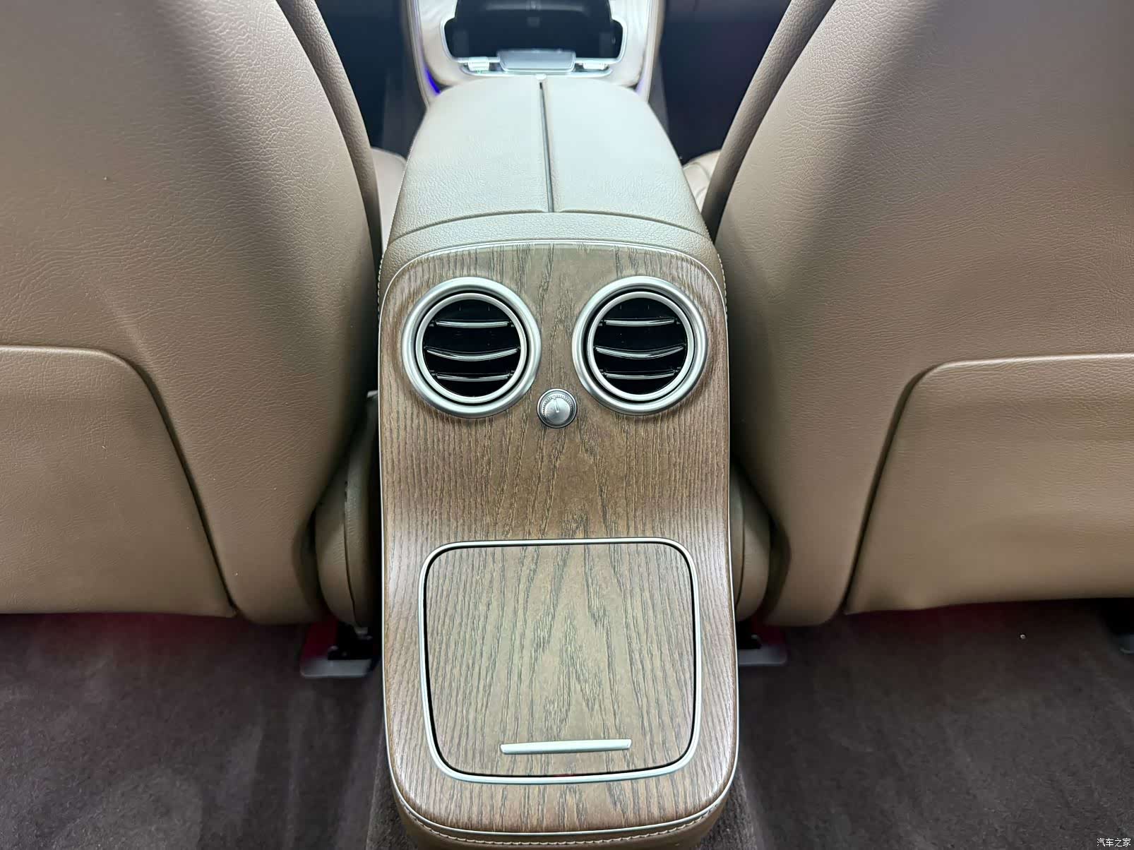 Mercedes-Benz E-Class, 2022 7