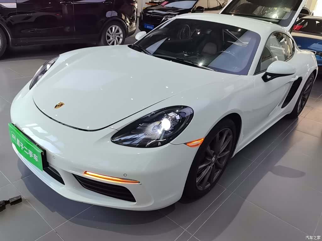 Porsche Cayman, 2019 1