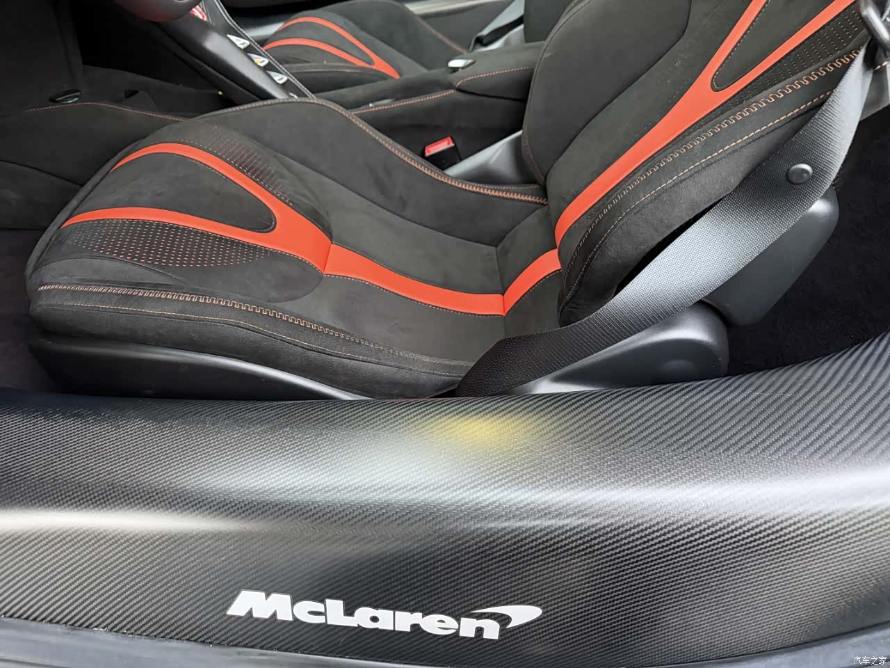 McLaren 720S, 2019 6