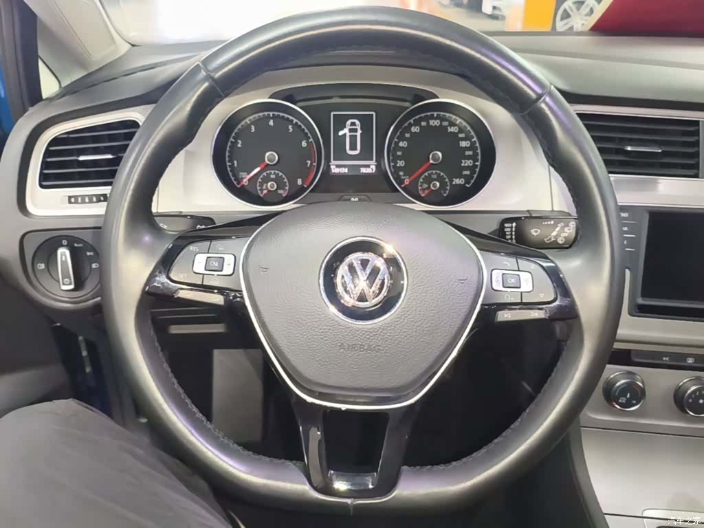 Volkswagen Golf, 2016 11