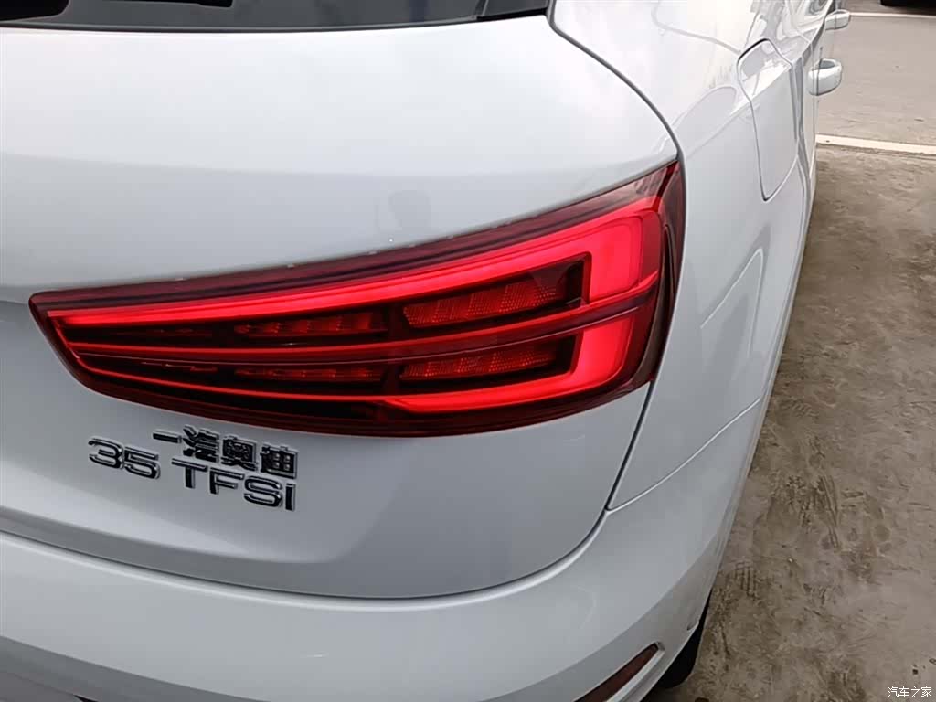Audi Q3, 2019 8