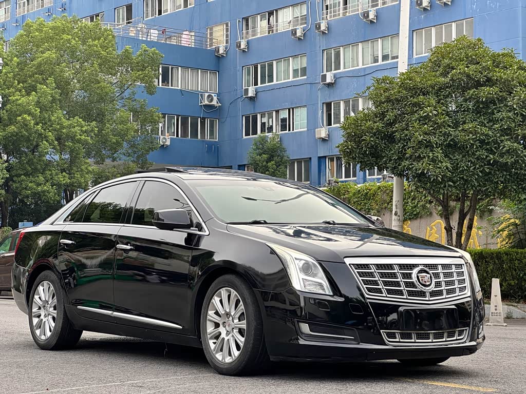 Cadillac XTS