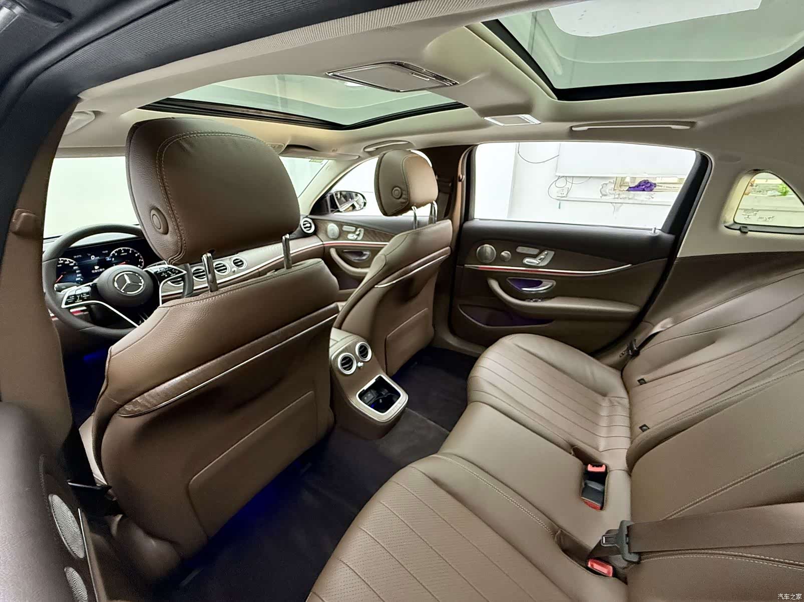 Mercedes-Benz E-Class, 2022 8