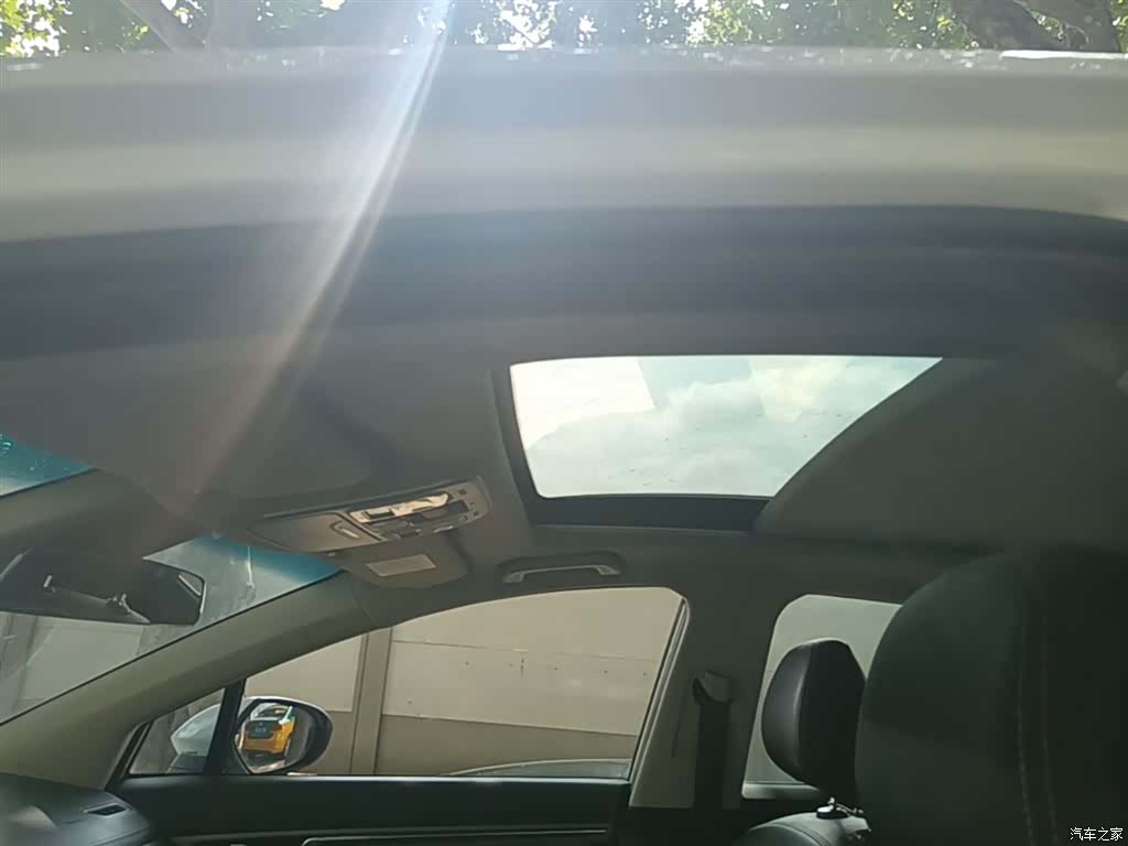 Geely Emgrand, 2019 17