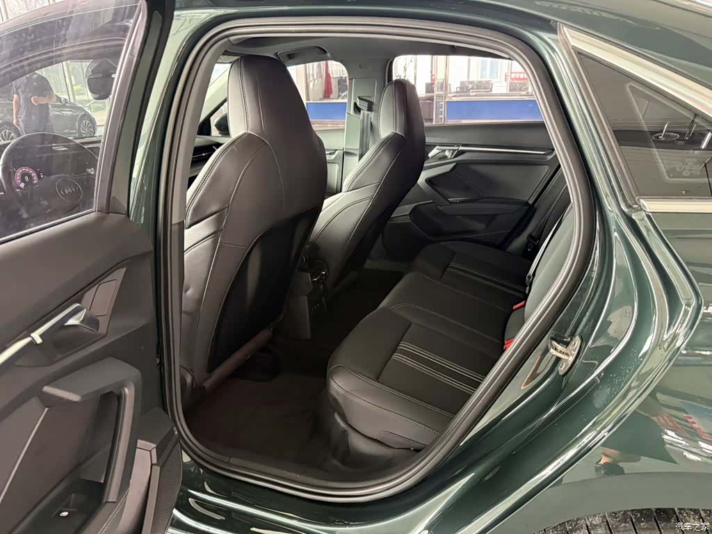 Audi A3, 2023 все фото