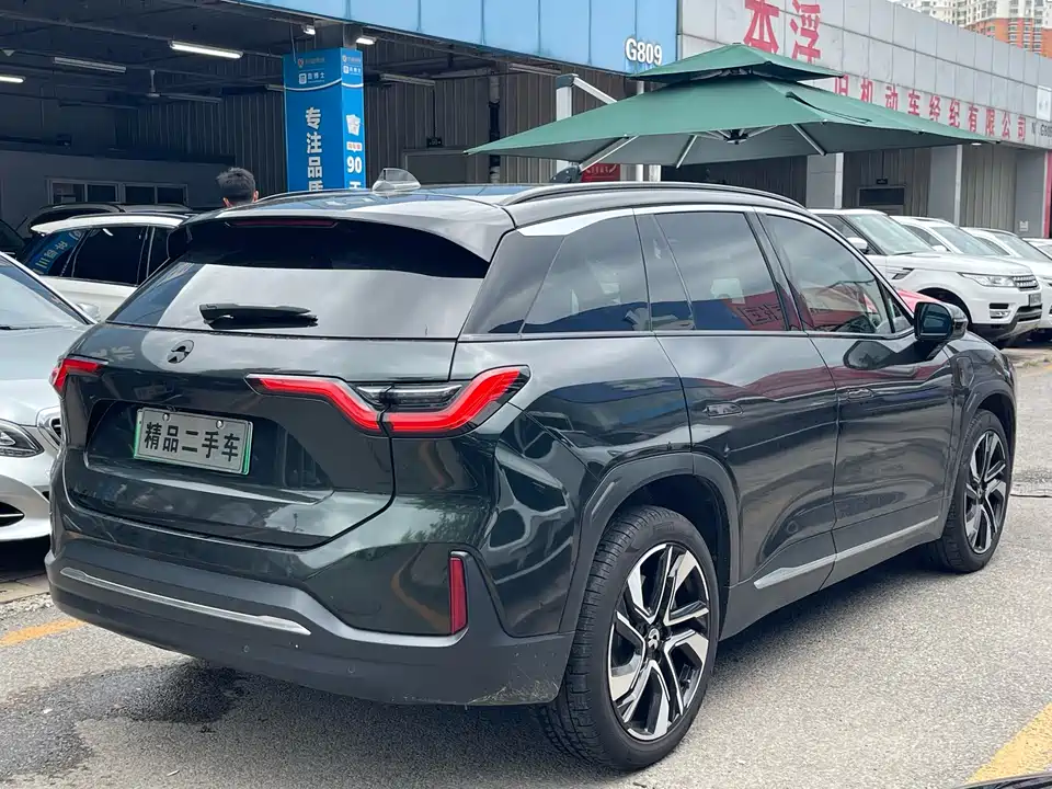 NIO ES6