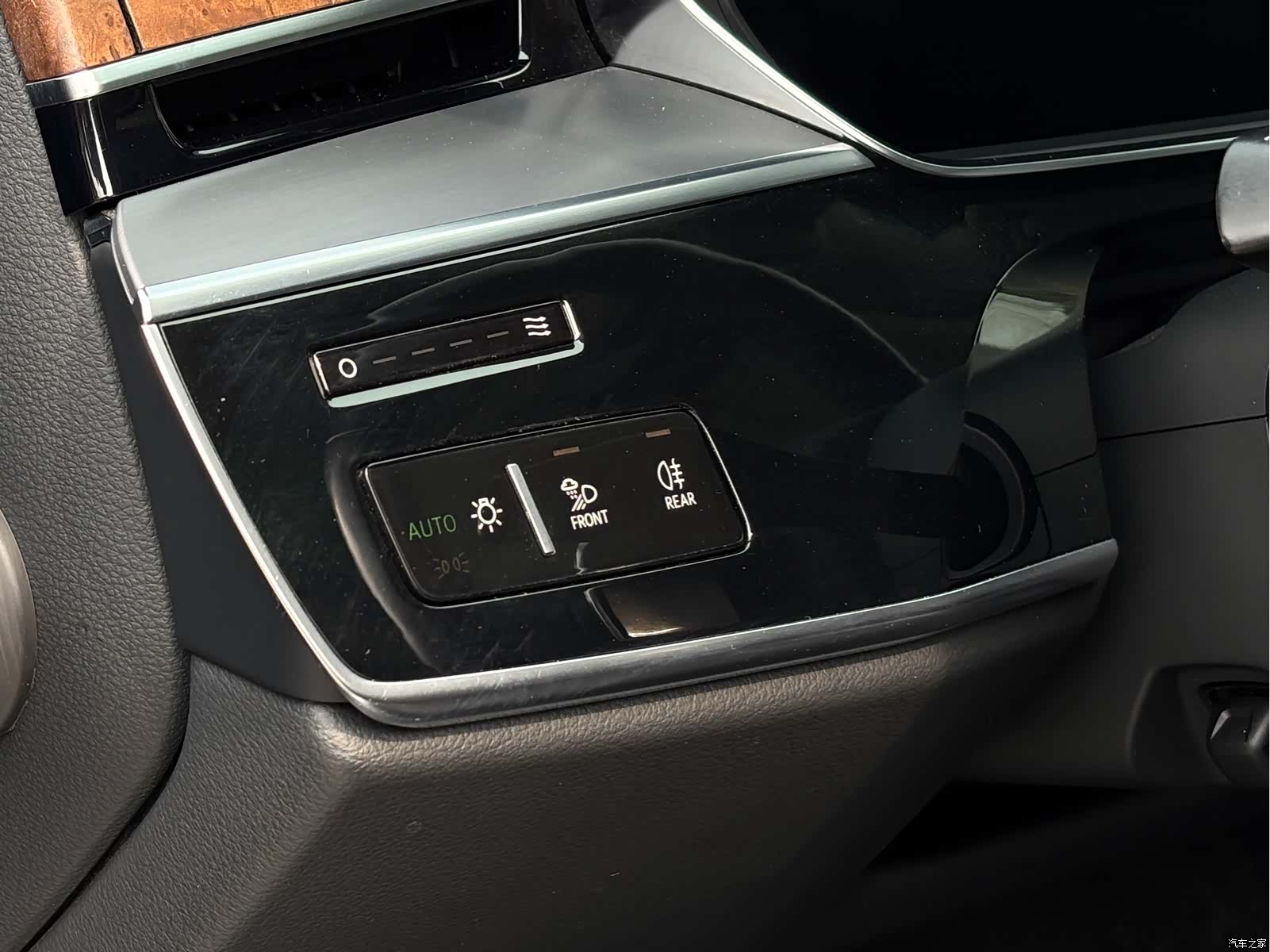 Audi A8L, 2020 14