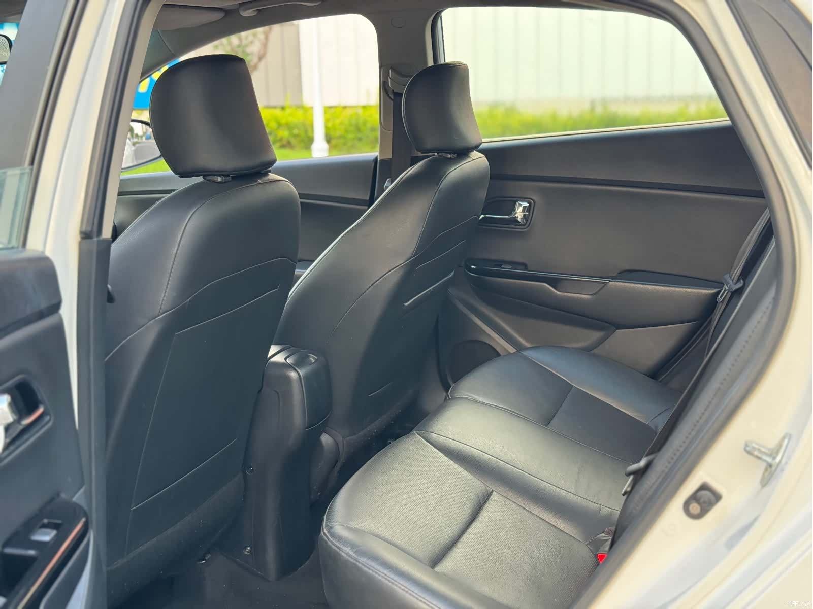 Kia K2, 2013 6