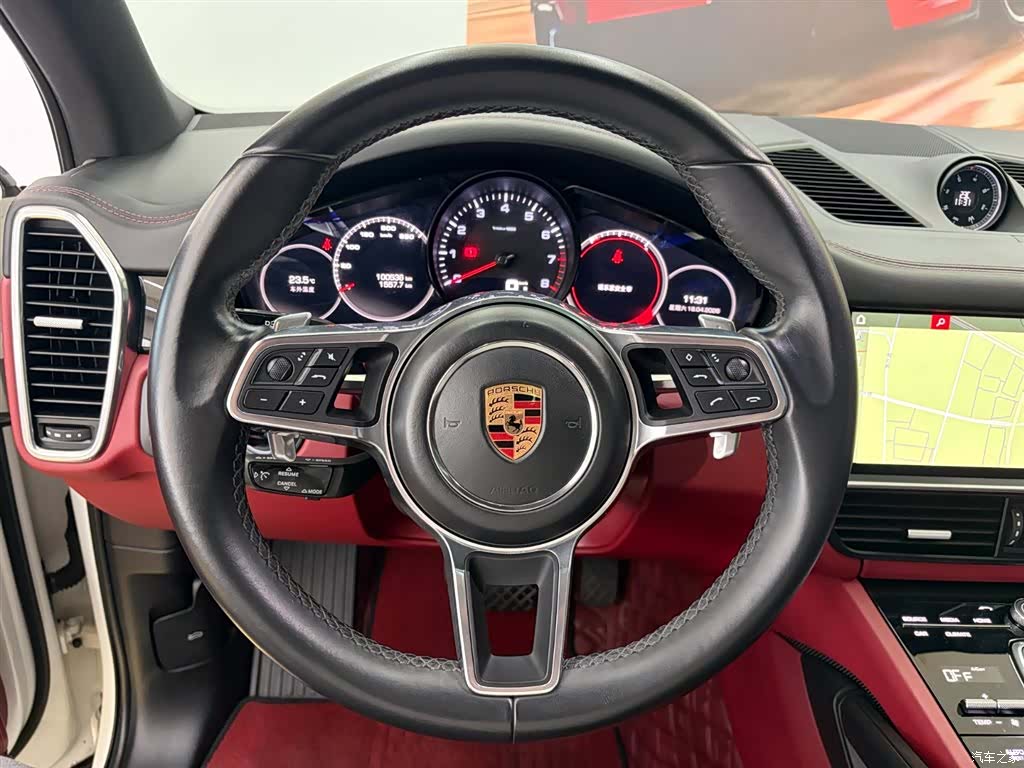 Porsche Cayenne, 2019 9