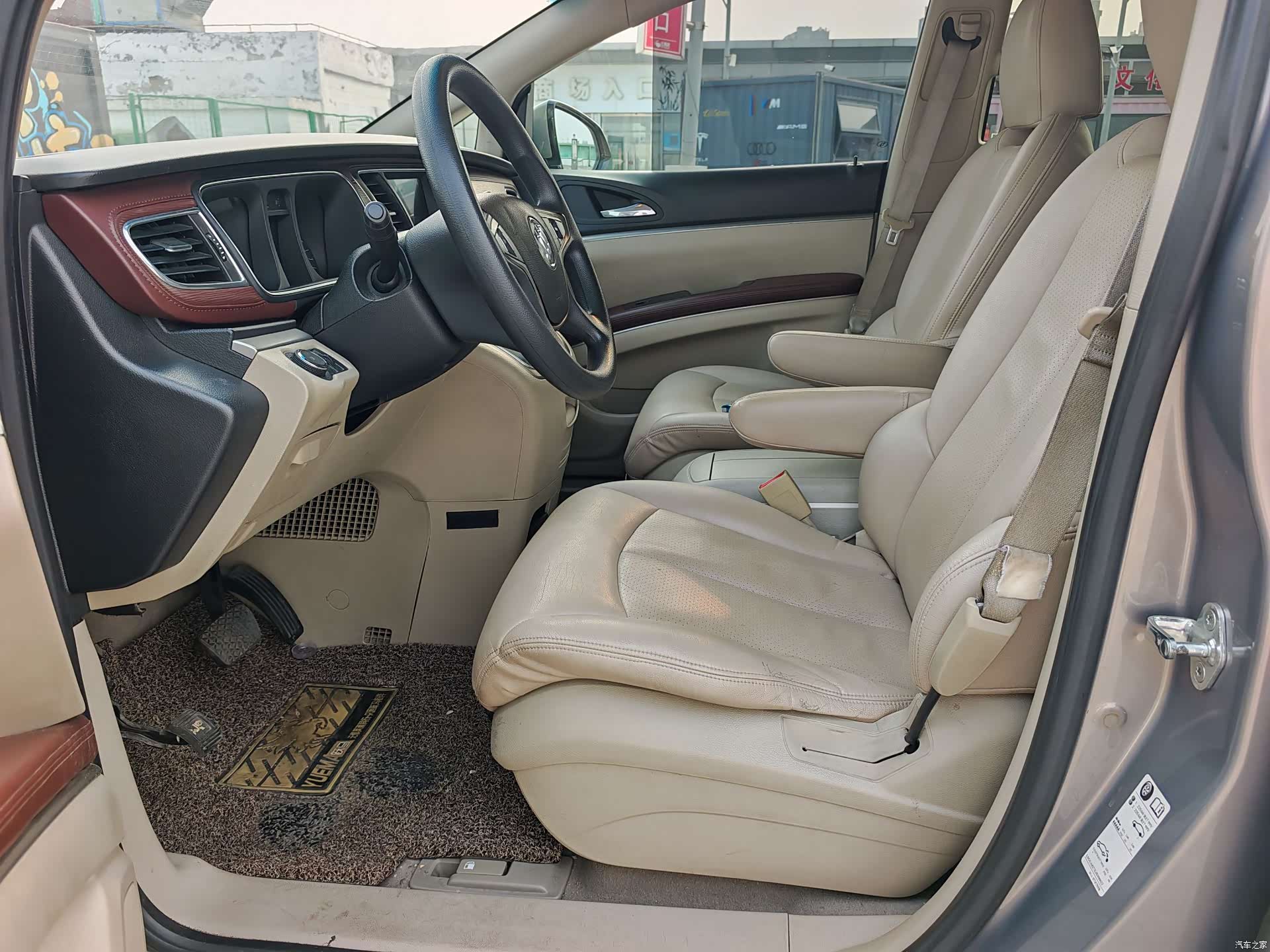 Buick GL8, 2018 11