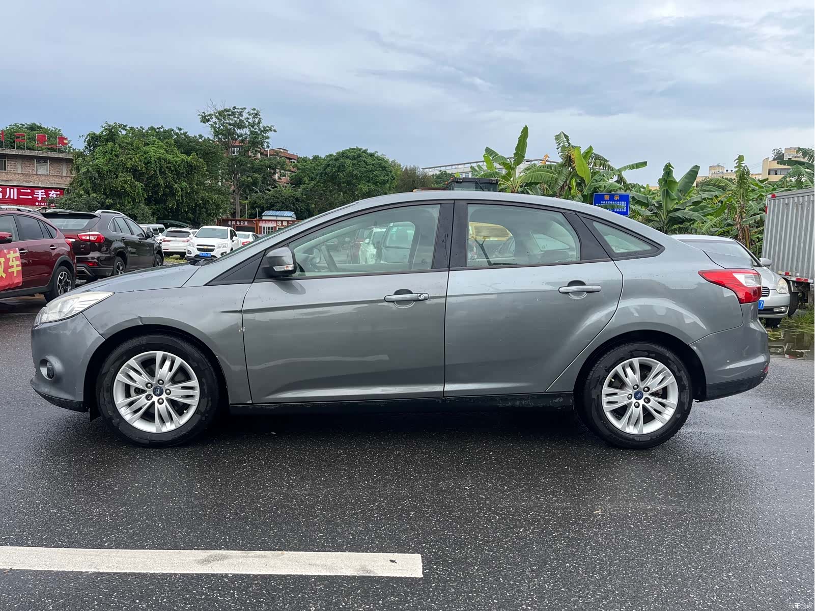 Ford Focus, 2013 8