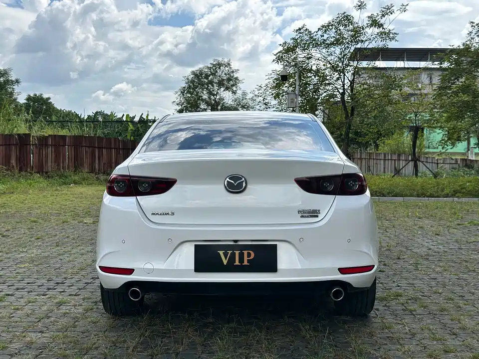 Mazda 3 Angkesaila