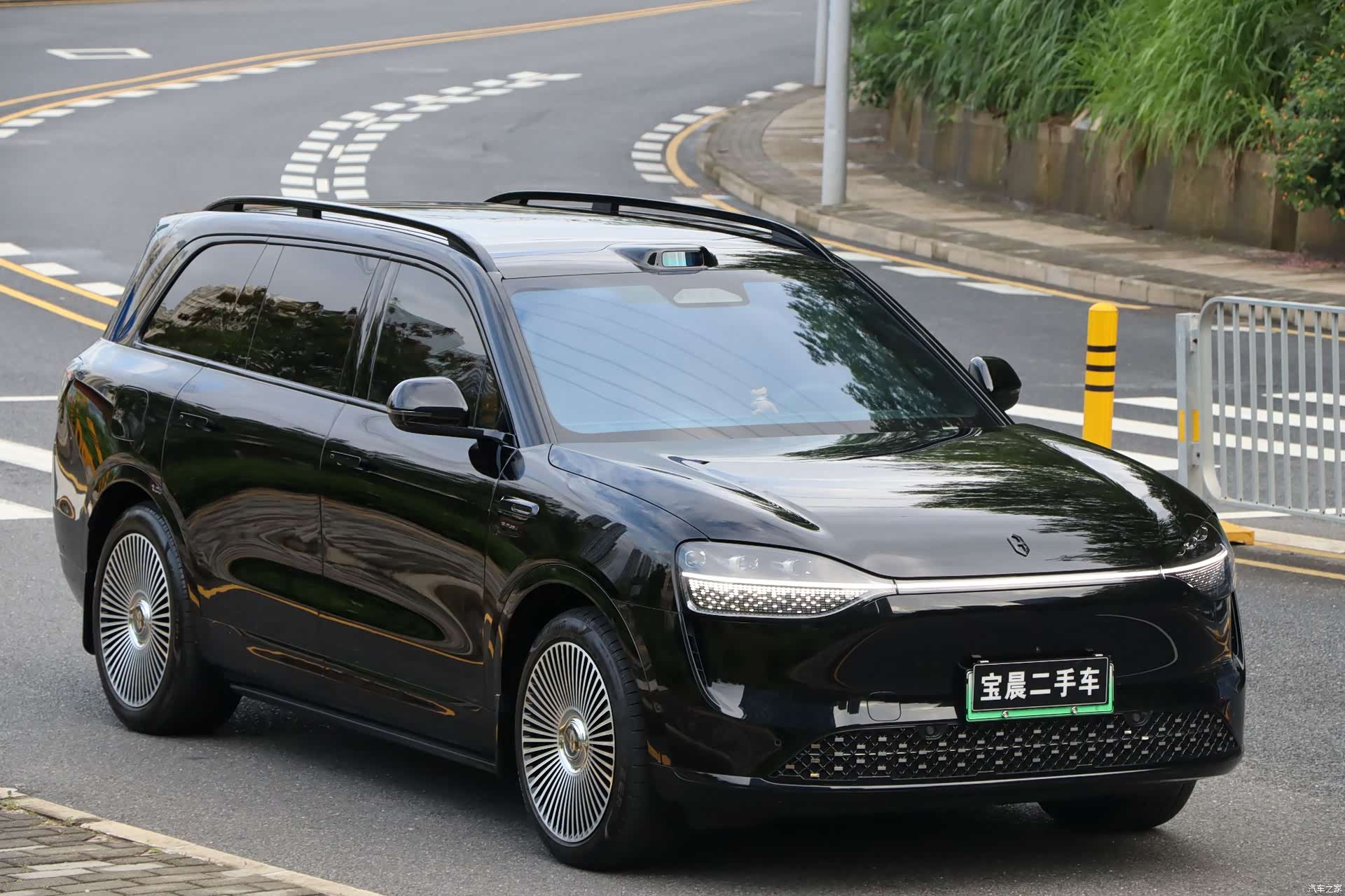 AITO M9, 2025 3