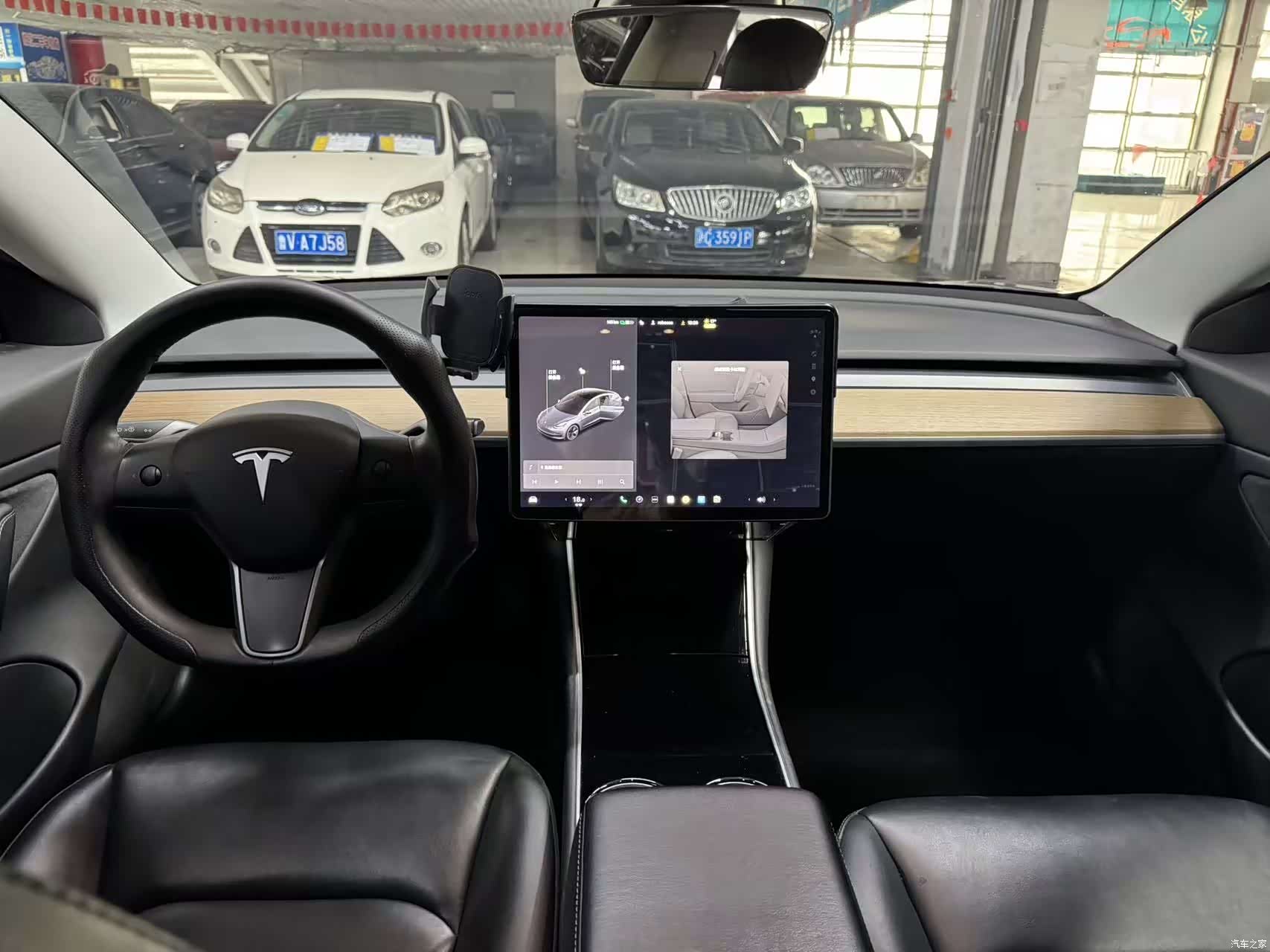 Tesla Model 3, 2020 7