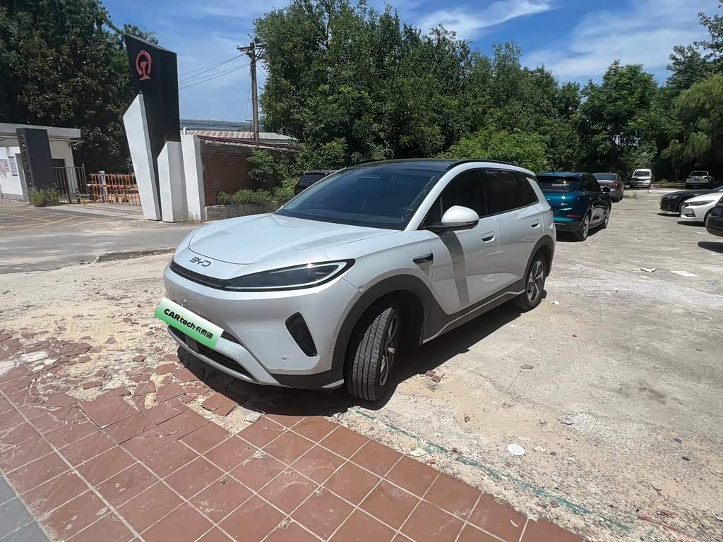 BYD 05 EV