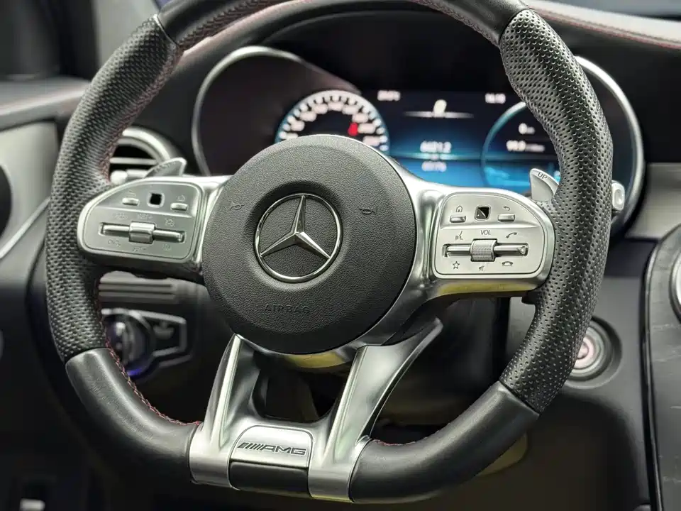 Mercedes-Benz GLC AMG