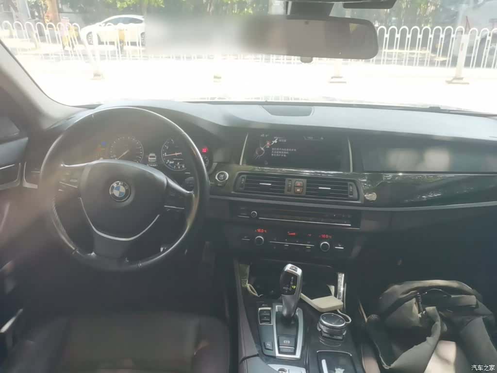BMW 5 Series, 2015 10