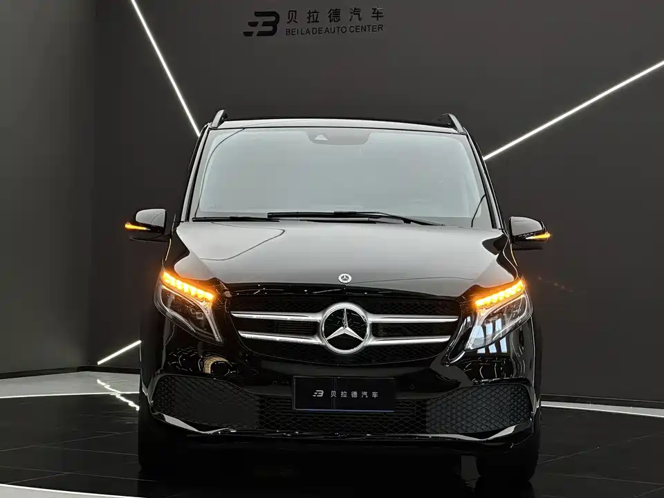 Mercedes-Benz V-class