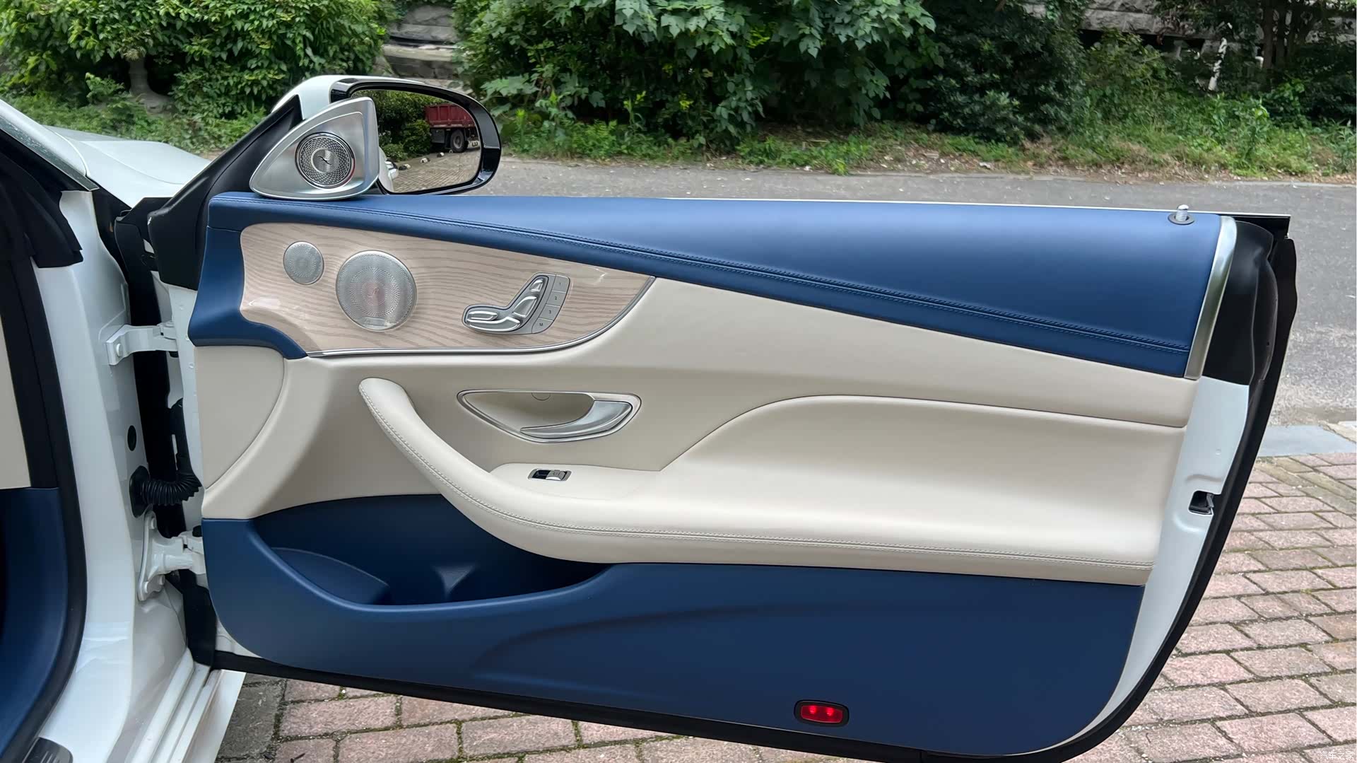Mercedes-Benz E-Class, 2020 23