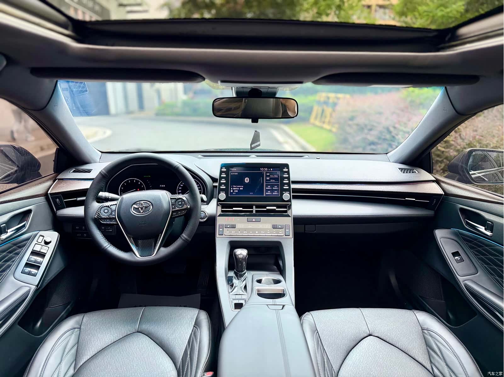 Toyota Avalon, 2020 все фото