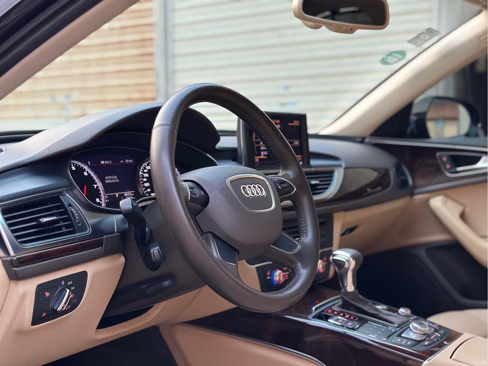 Audi A6L, 2012 17