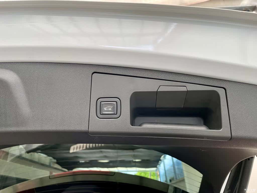 Cadillac XT4, 2021 19
