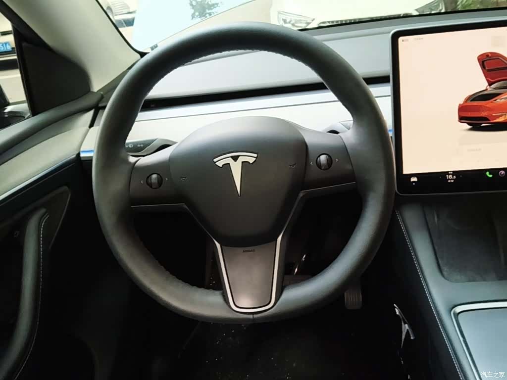 Tesla Model Y, 2024 11