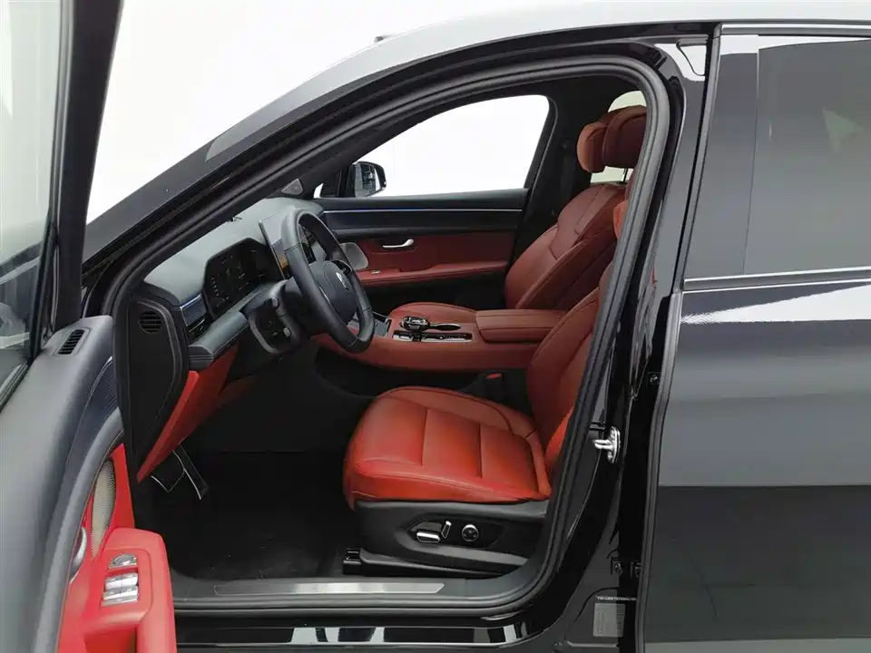 AITO Ask the world M5