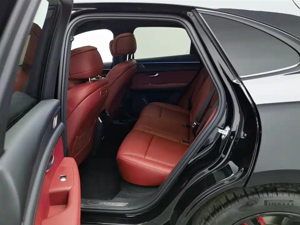 AITO Ask the world M5