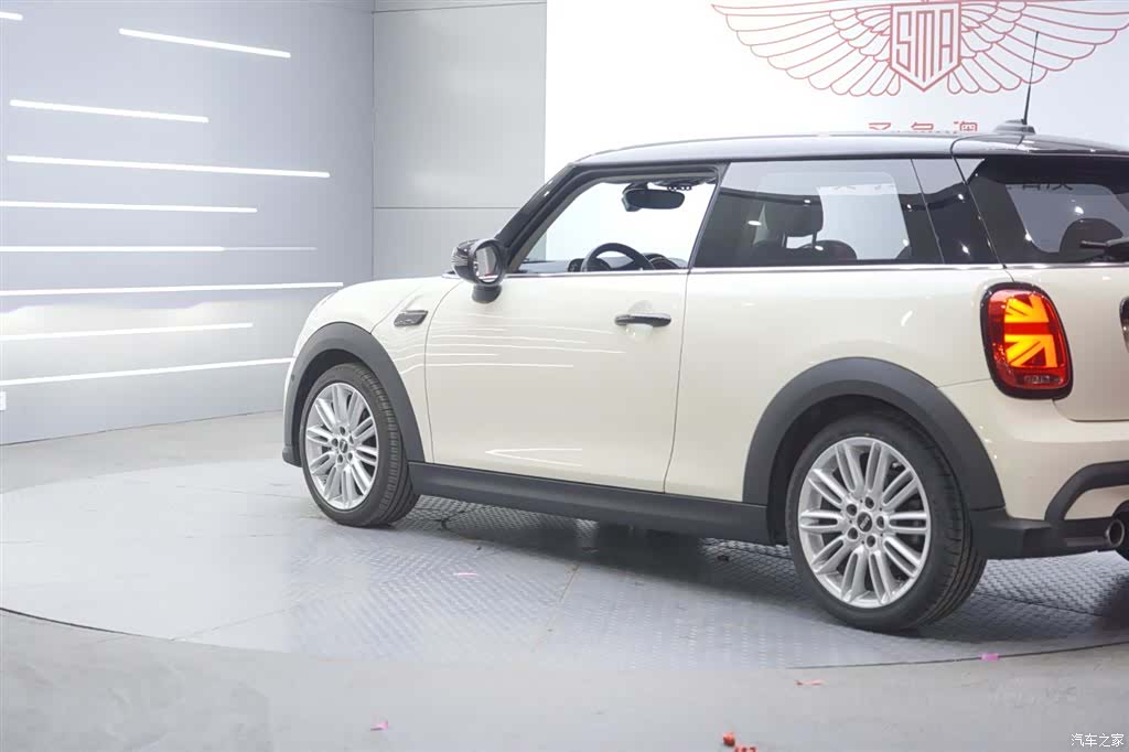 Mini Cooper, 2022 все фото