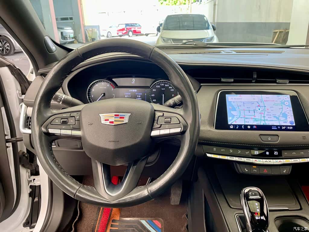 Cadillac XT4, 2021 13