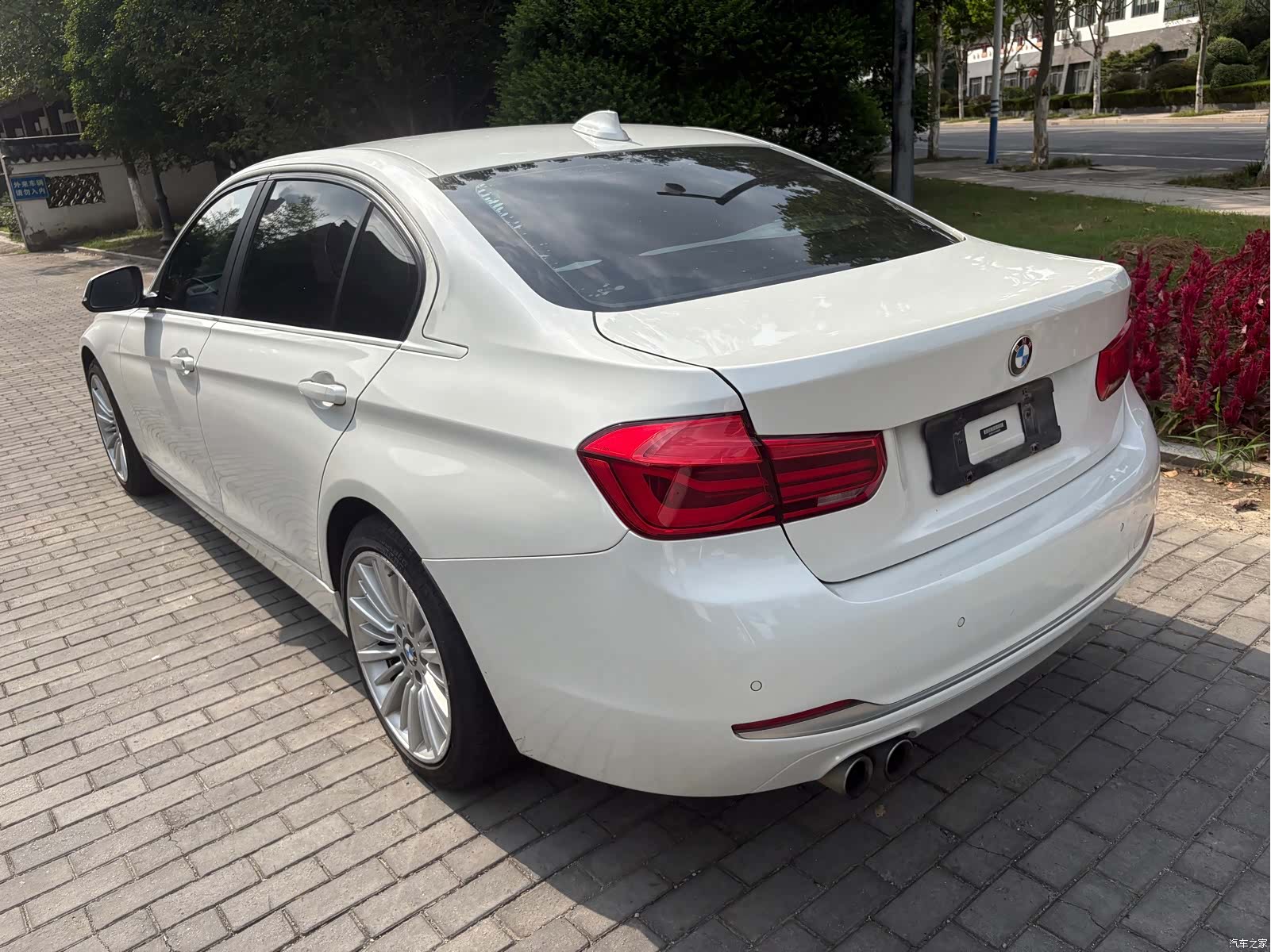 BMW 3 Series, 2018 10