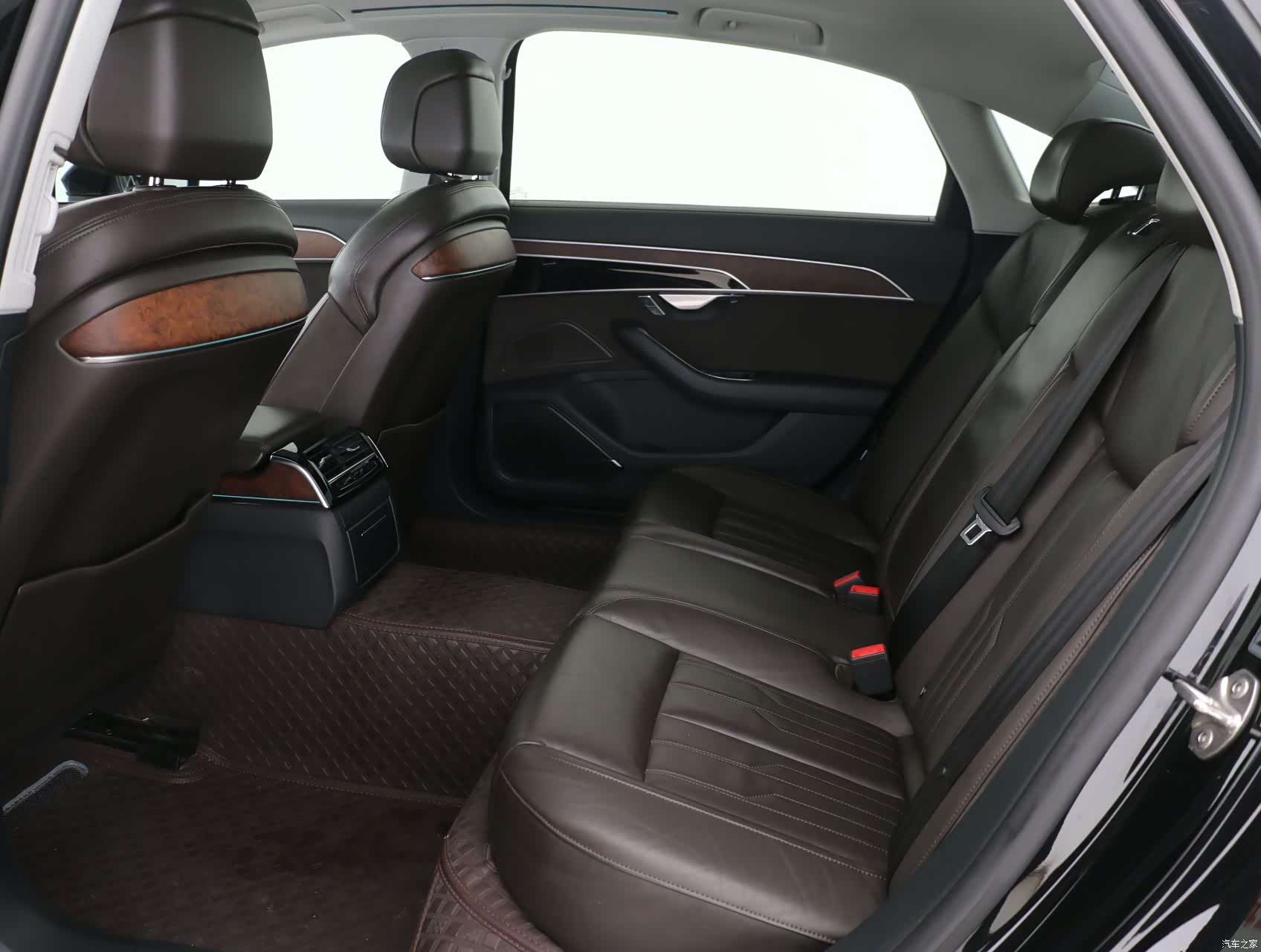 Audi A8L, 2019 10