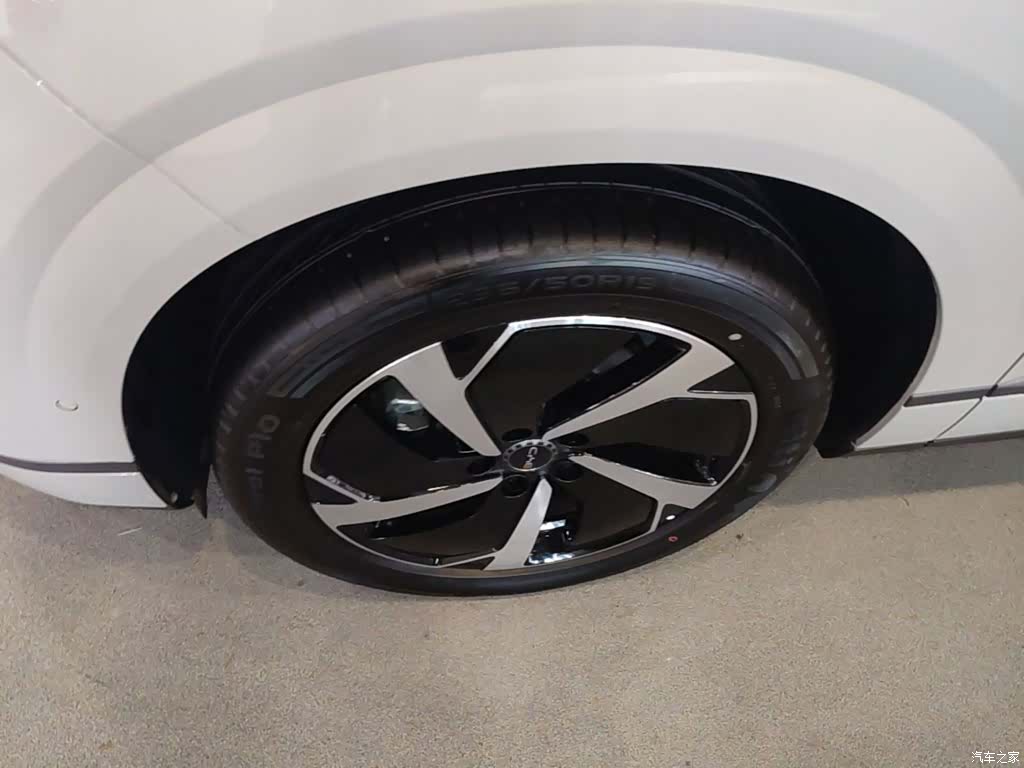 BYD HiAce, 2025 23