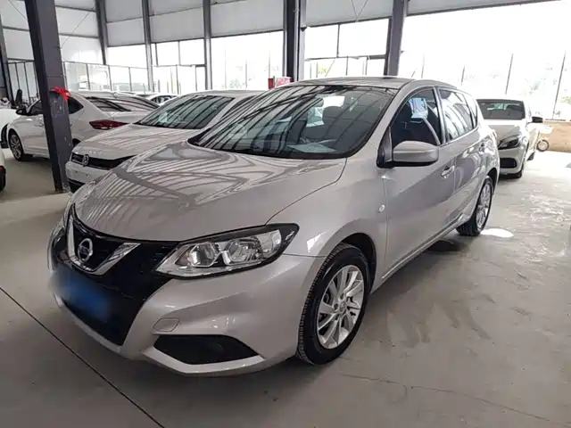 Nissan Tiida 2017 — купить из Китая под заказ