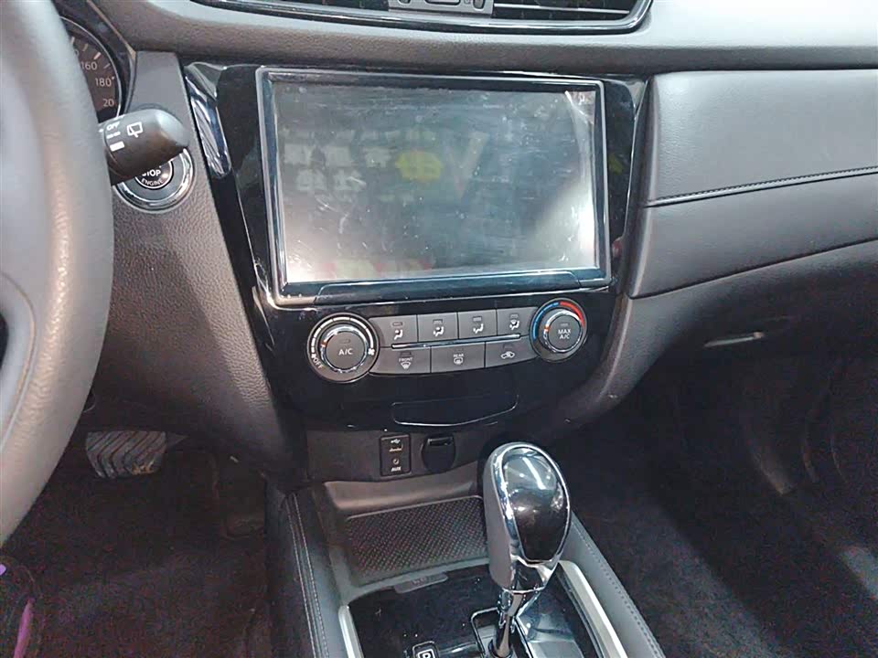 Nissan Qijun Nissan Qijun