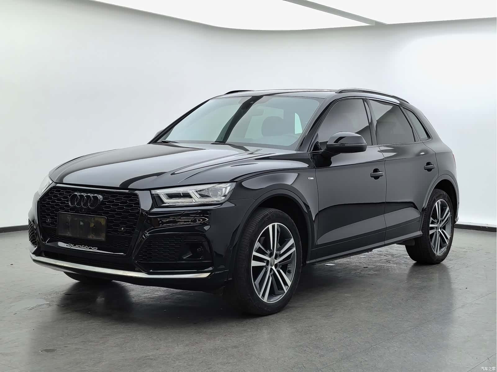 Audi Q5L, 2020 1
